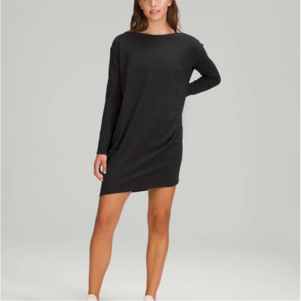 Lululemon Back in Action Dress